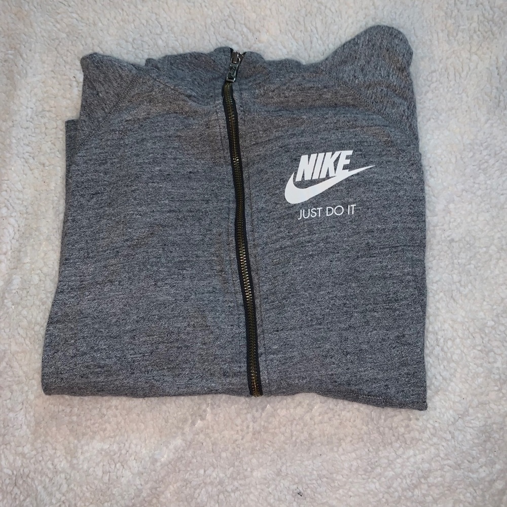 NIKE ZIP UP HOODIE